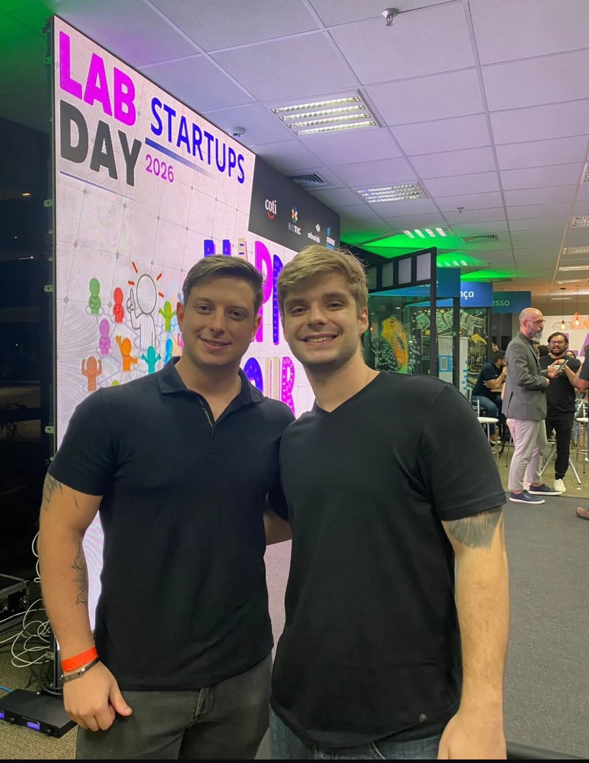 Equipe da Panpo em evento de startups.